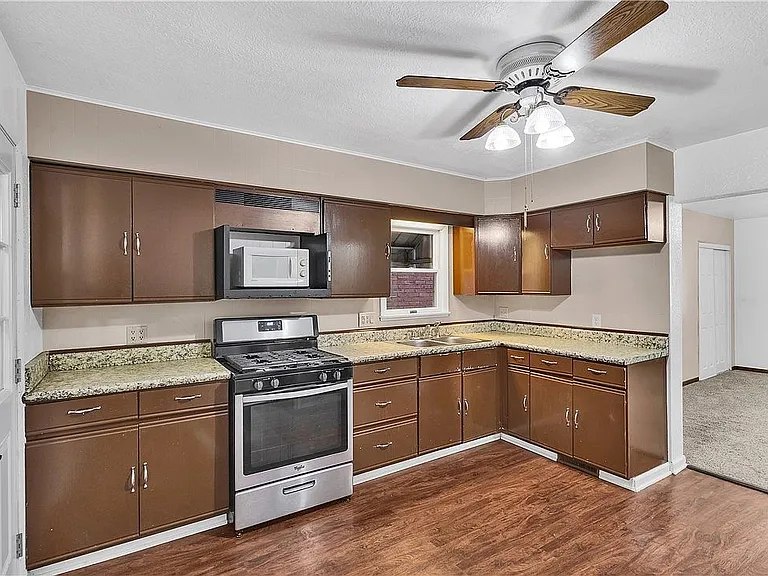 204 Johnston Ave — Photo 4
