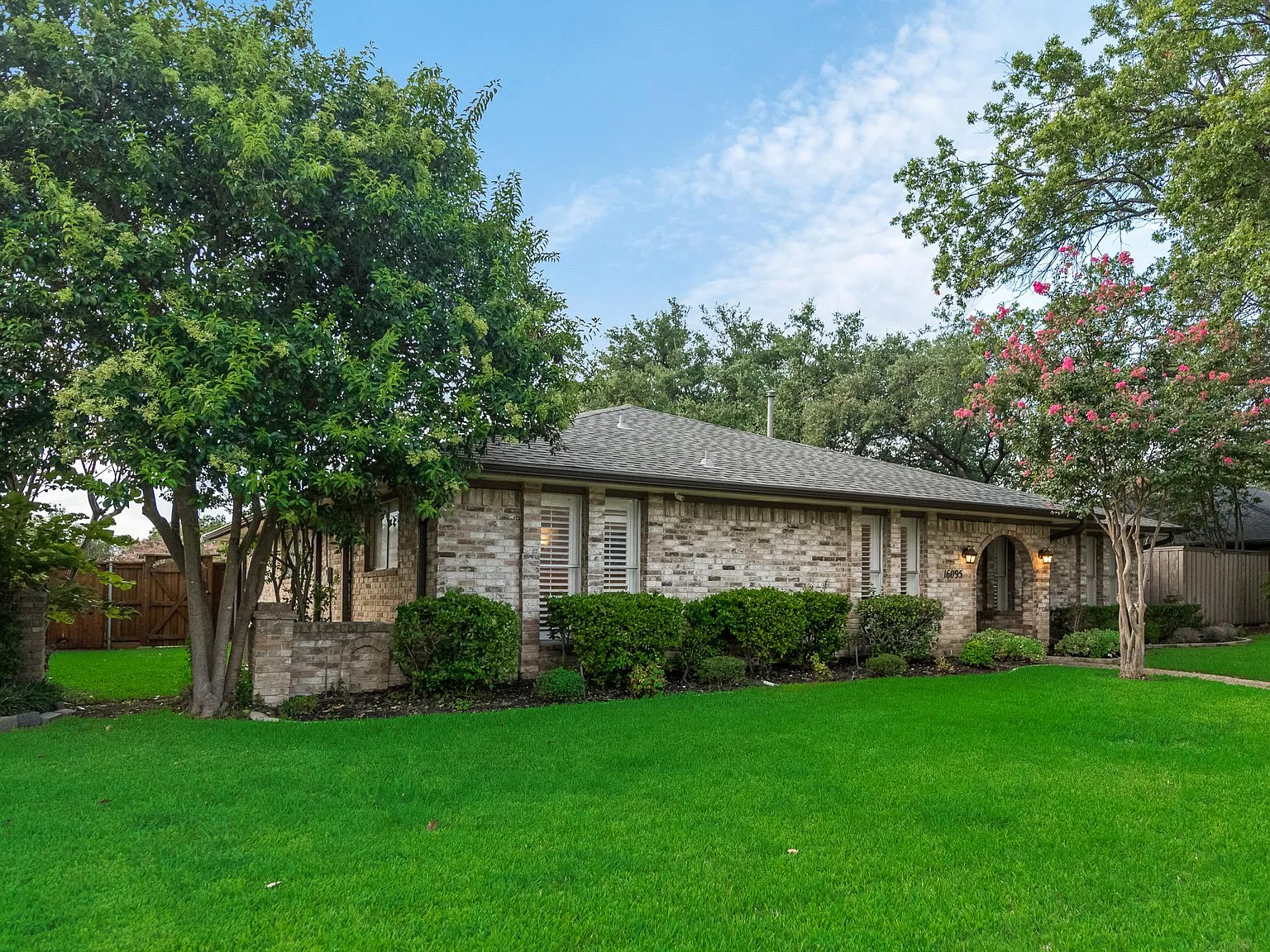 16095 Longvista Dr — Photo 4