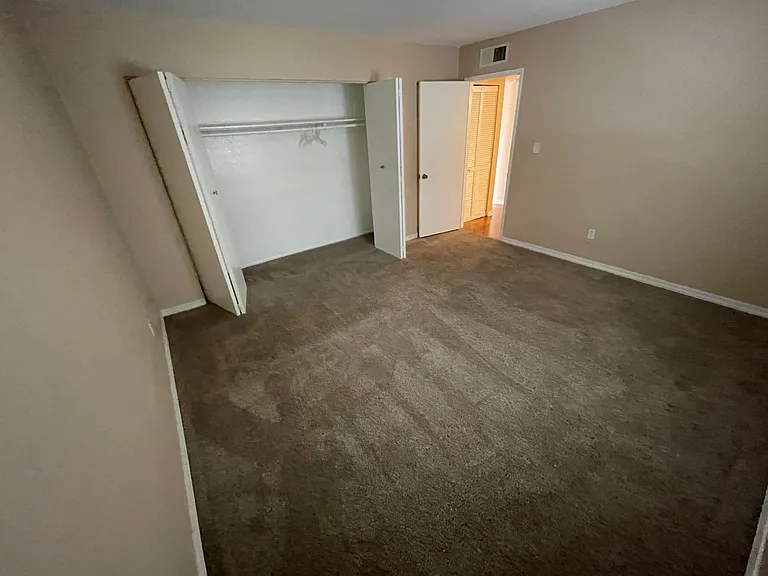 3002 N 70th St #240 — Photo 12