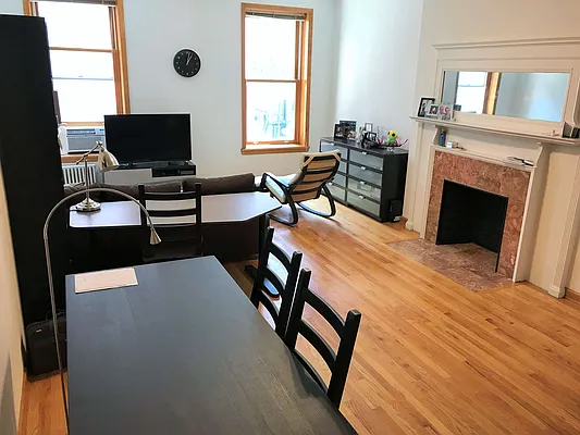 Rented by Joe Gotham LTD | media 23