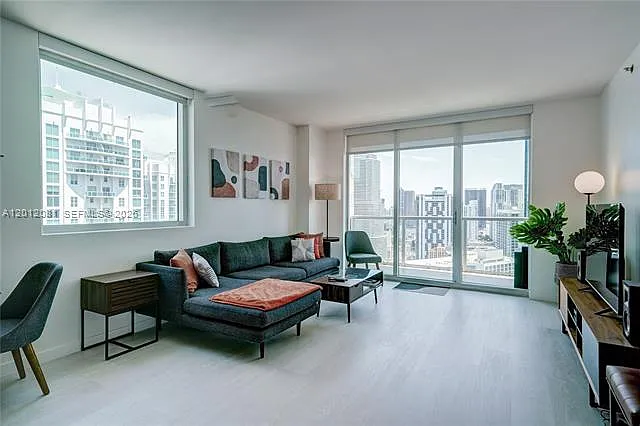 500 Brickell Ave #3807 — Photo 2