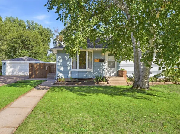 4716 Edgewood Ave N, Crystal, MN 55428