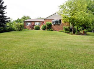 17332 W Bluff Rd, Lemont, IL 60439