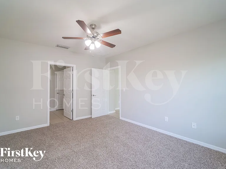620 SE 1st Pl — Photo 9
