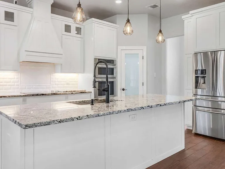 380 Abrego Lake Dr — Photo 17