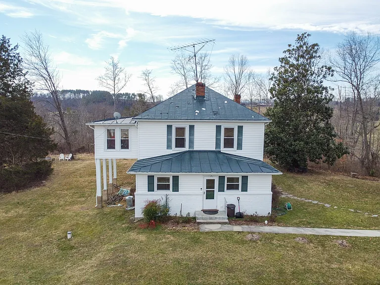 437 Roseland Rd — Photo 17