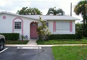 1st image of 5023 Cresthaven Blvd APT A