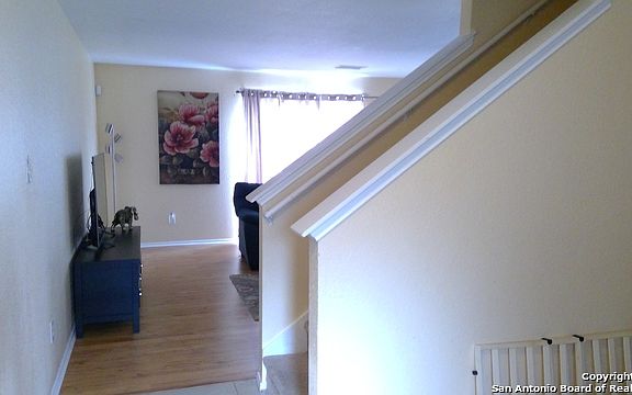 5th image of 9318 Centrovista Dr
