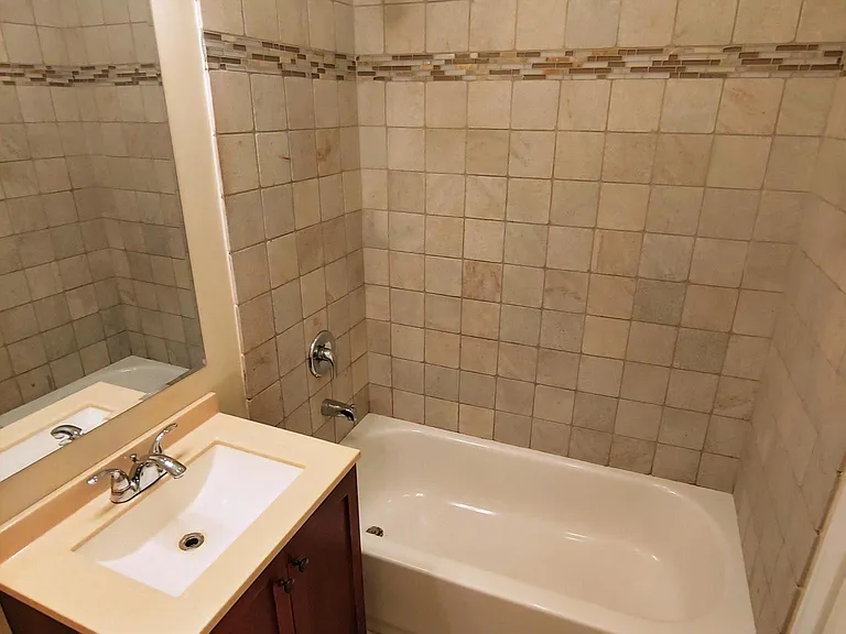 6973 N Ashland Blvd #3N — Photo 12