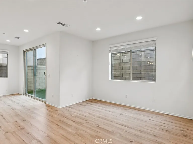 5313 Teramo Ln — Photo 18