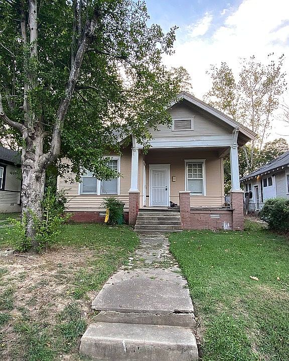 7th image of this home