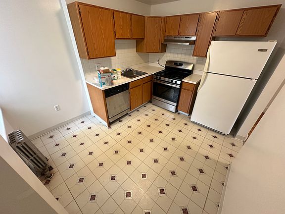 4th image of 20 Colborne Rd #6