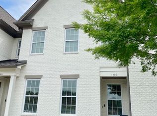 102 Farm View Dr APT 1402, Oxford, MS 38655