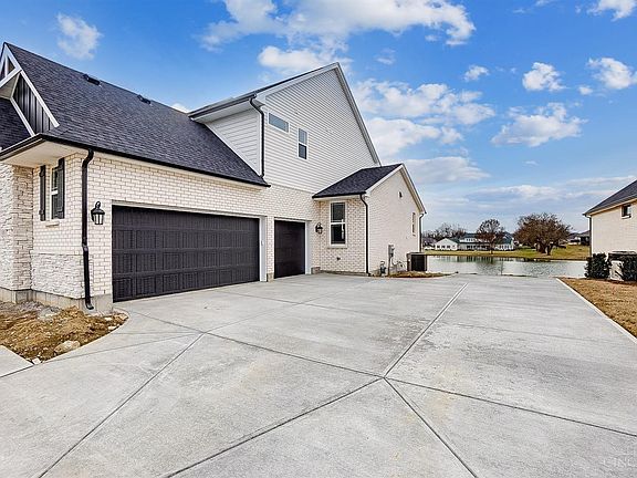 3rd image of 5197 Cavern Ct