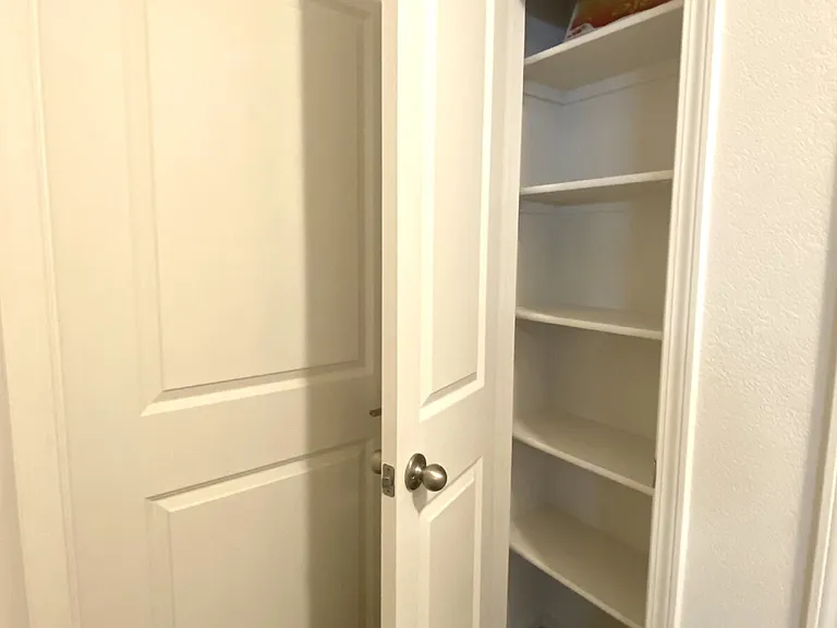 5845 Union Dr NE — Photo 23