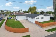 Tolowa St-S0412-030.jpg