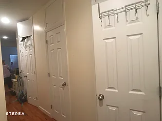 Rented by Sterea Agency