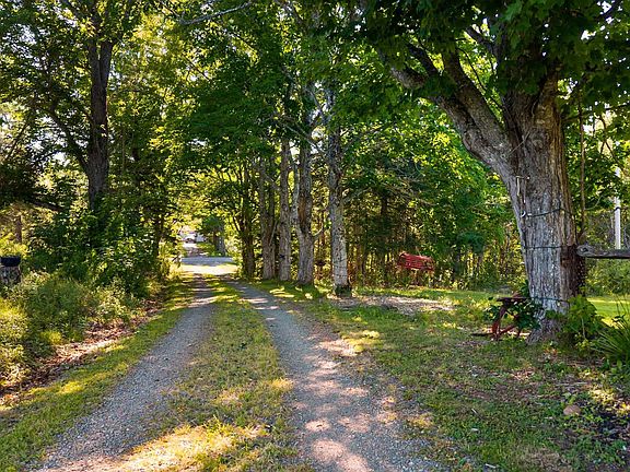 2nd image of 3072 Highway 326