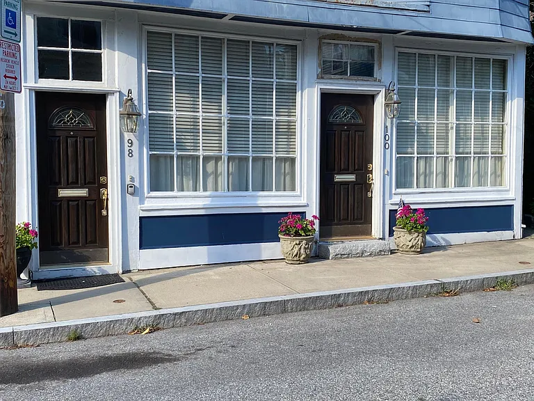 100 John St #1 — Photo 2