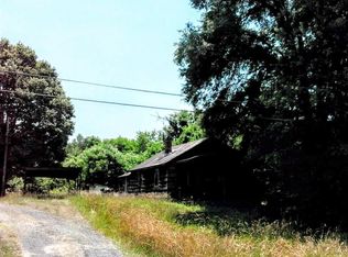 732 Friendly Rd, Eden, NC 27288