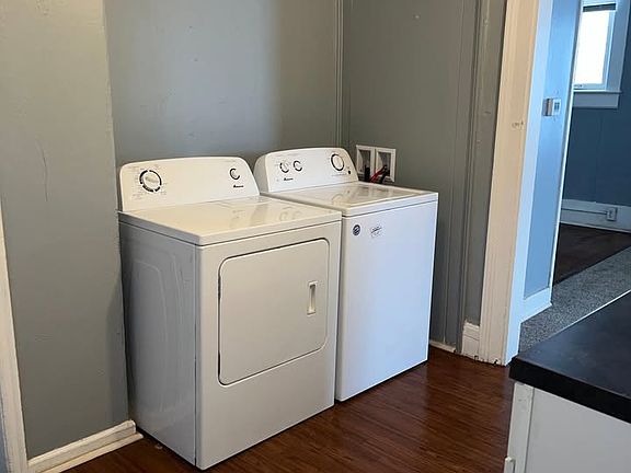 5th image of 118 N Center St #1