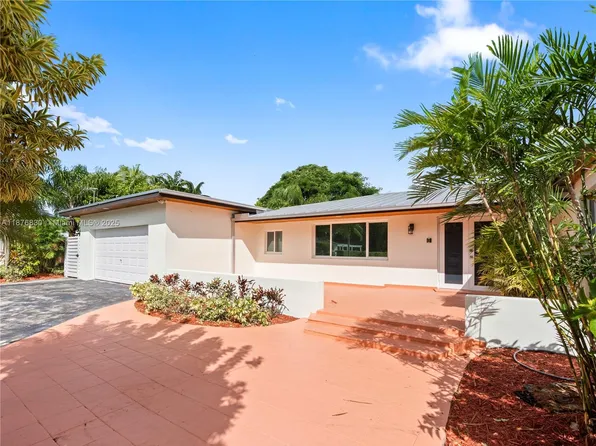 10311 SW 89th St, Miami, FL 33176