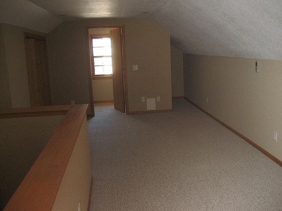 Upstairs Master Bedroom with Bath