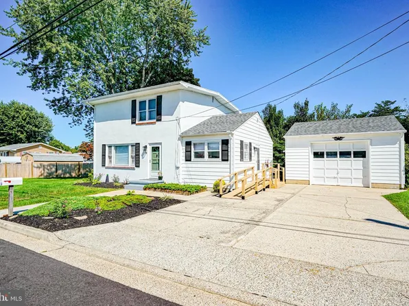 16 Eaton Rd, Pennsville, NJ 08070