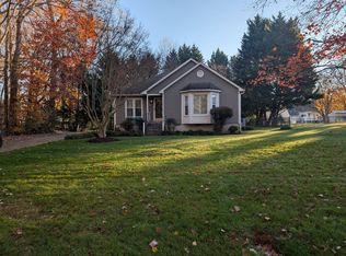 116 N Oakland Dr, Mebane, NC 27302