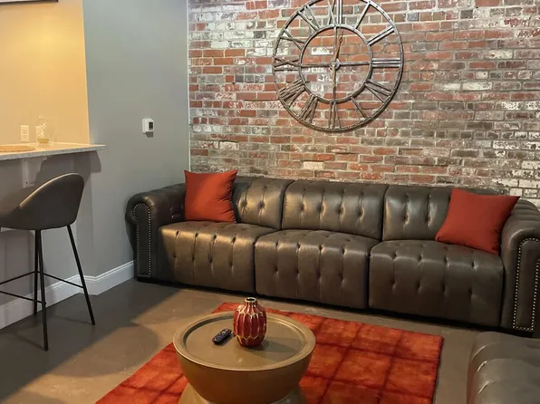 (undisclosed Address), Newport News, VA 23607
