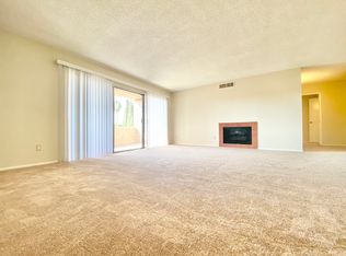 12411 W Magnolia Blvd #412, Valley Village, CA 91607