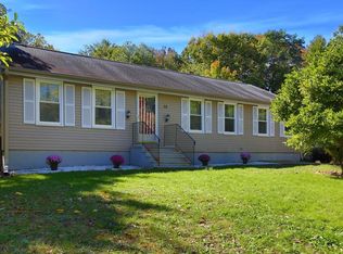 13 Ash St, Amesbury, MA 01913
