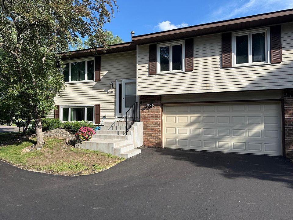 1st image of 13941 Herald Ct
