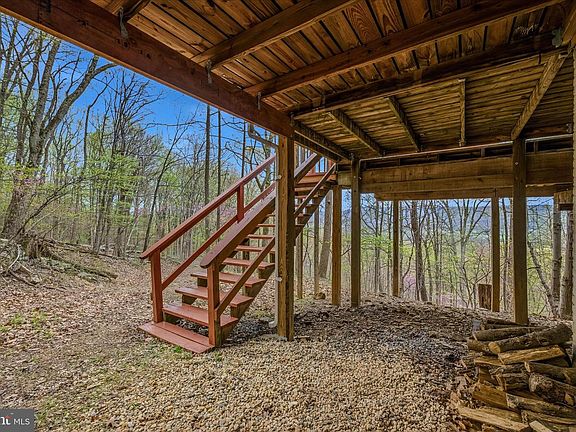 30th image of 494 Glenwood Ln