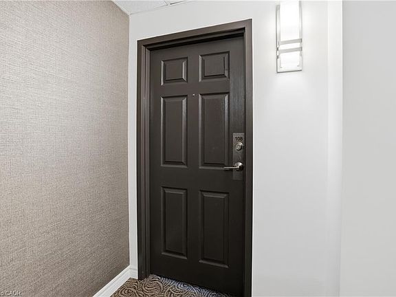 3rd image of 3497 Upper Middle Rd #108