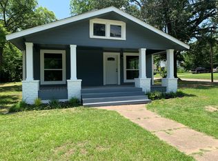 609 Sycamore St, Mineola, TX 75773