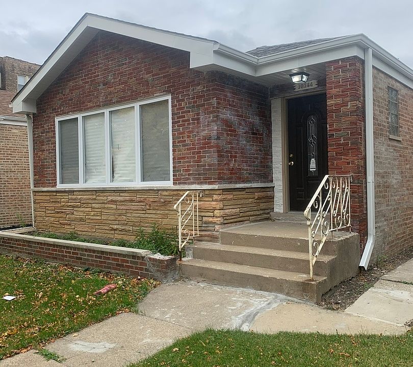 1st image of 10744 S King Dr