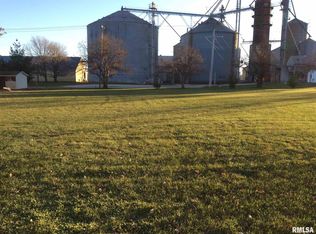 537 Colleen St, Woodhull, IL