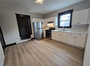 239 Washington Ave #1, Providence, RI 02905