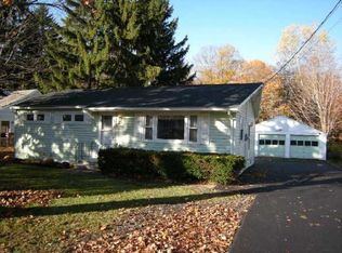 23 Hubbard Dr, North Chili, NY 14514