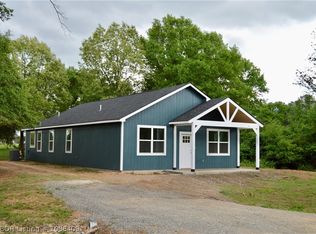 103 Blackstone Cir, Wister, OK 74966