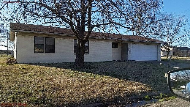 1st image of 50009 Del Ra Dr