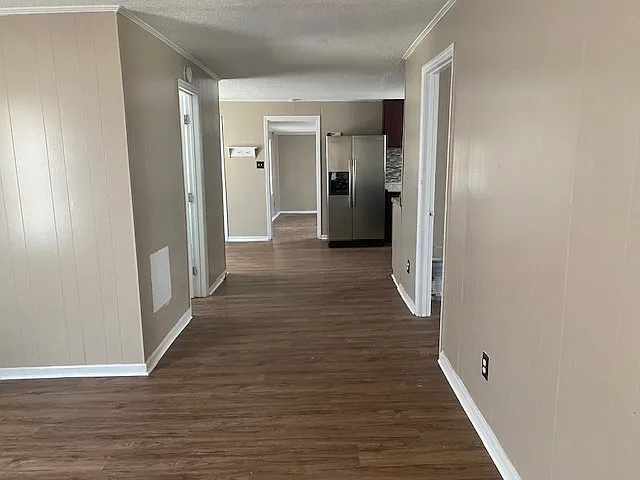 3 bed, 1100 sqft, $1,500 — Photo 3