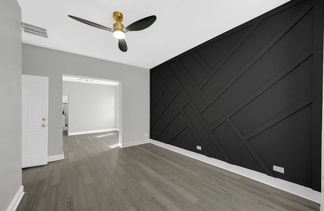 6621 S Green St — Photo 1