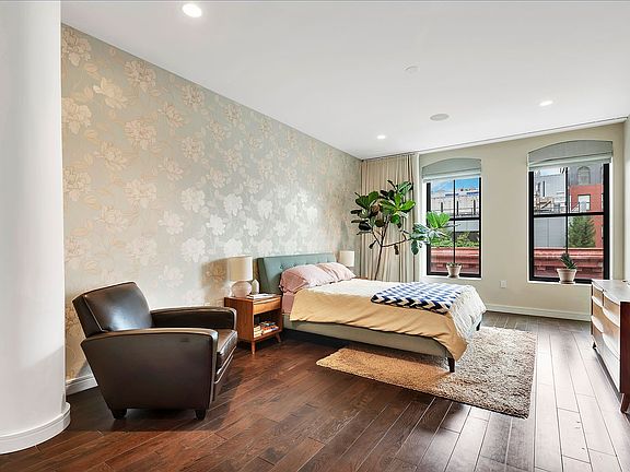 4th image of 250 West St APT 7H