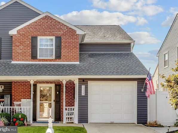 15027 Liberty Ln, Philadelphia, PA 19116