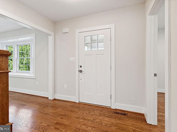 3rd image of 3724 25th St N