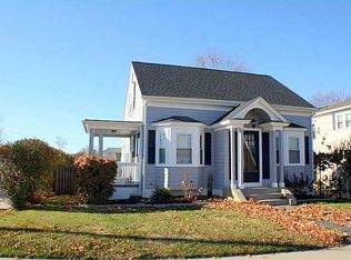 426 Sharon St, Providence, RI 02908