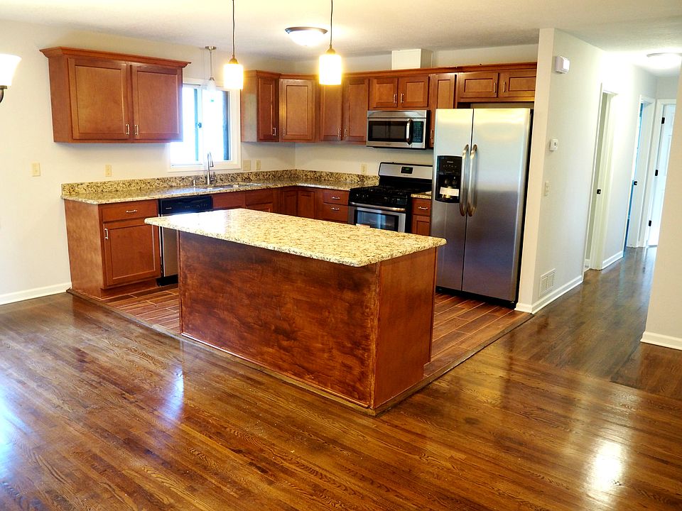1st image of 371 Schletty Ln
