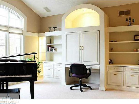 3rd image of 6260 Whitehills Lakes Dr